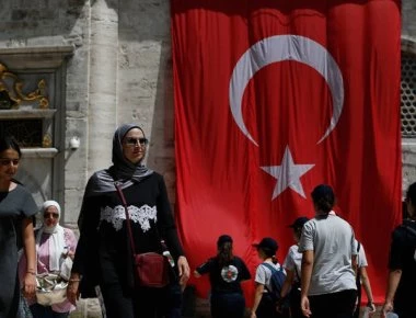 Τουρκία: Κουρδικής καταγωγής τραγουδίστρια καταδικάστηκε σε 6 χρόνια φυλακή